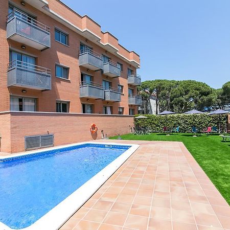 Aparthotel Bardon Castelldefels Esterno foto