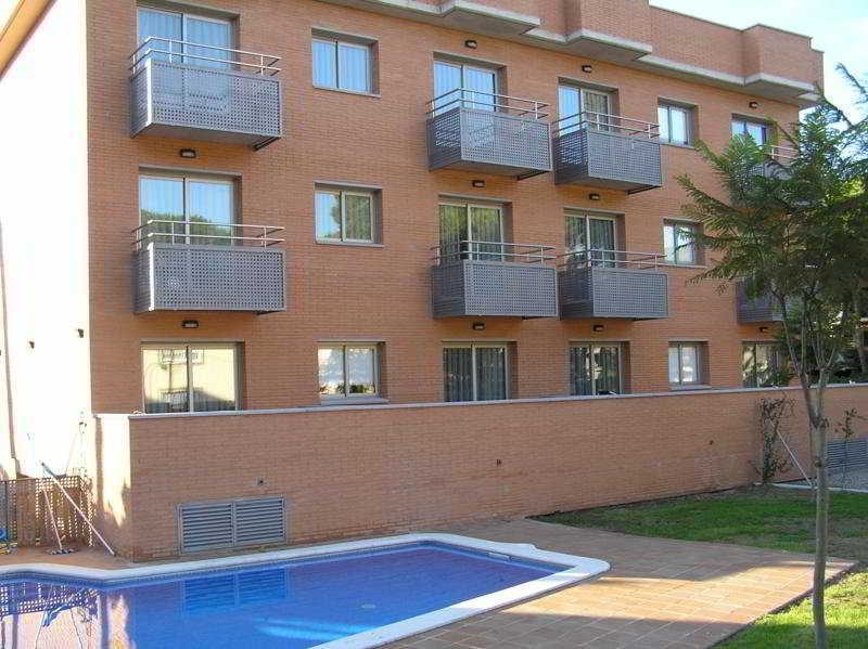 Aparthotel Bardon Castelldefels Esterno foto