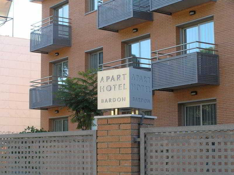 Aparthotel Bardon Castelldefels Esterno foto